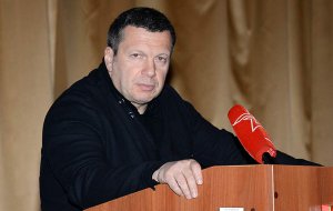 Партия Миронова и Прилепина зовет на помощь телеведущего Соловьева